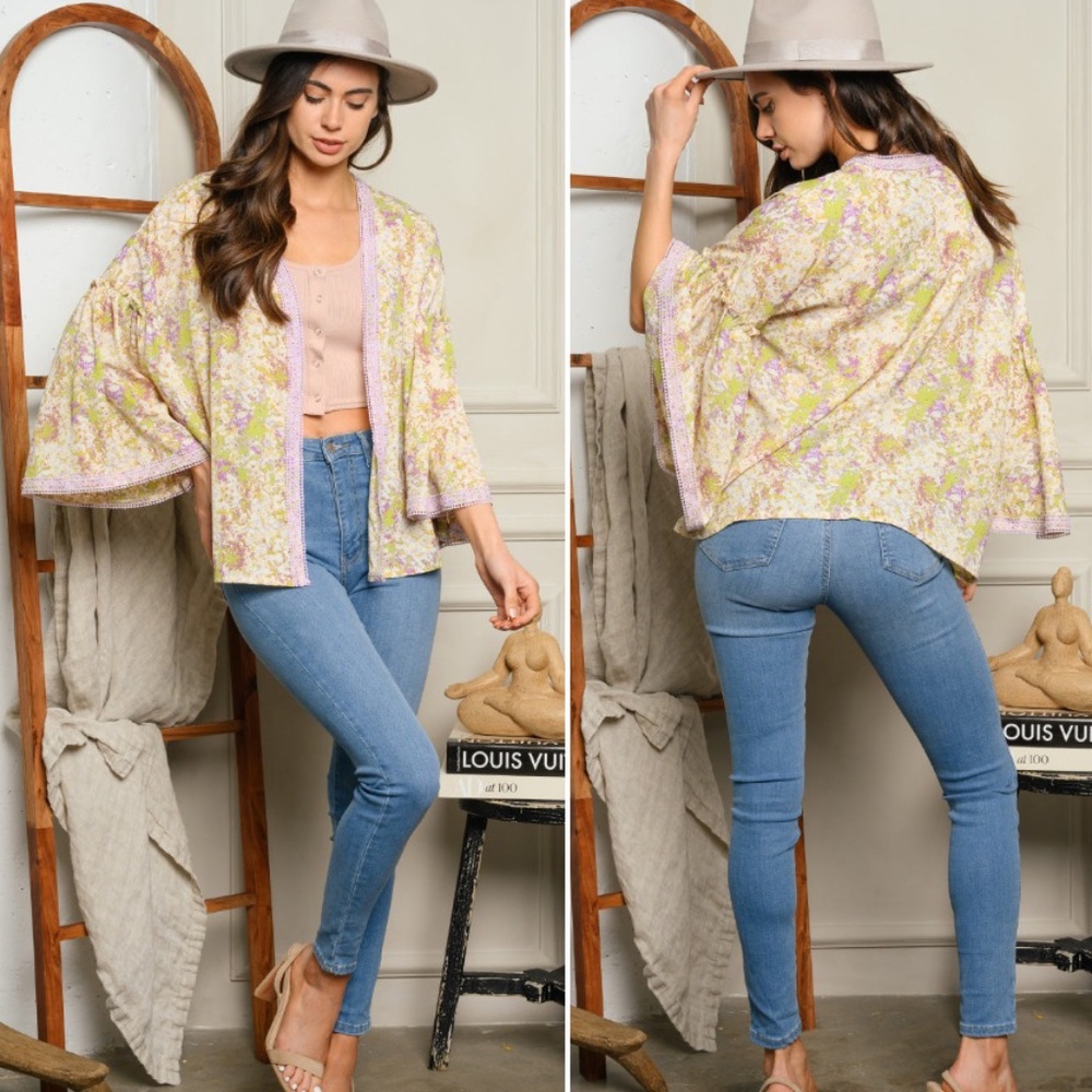 #63 BELL SLEEVE OPEN FLORAL CARDIGAN - Picture 2 of 4
